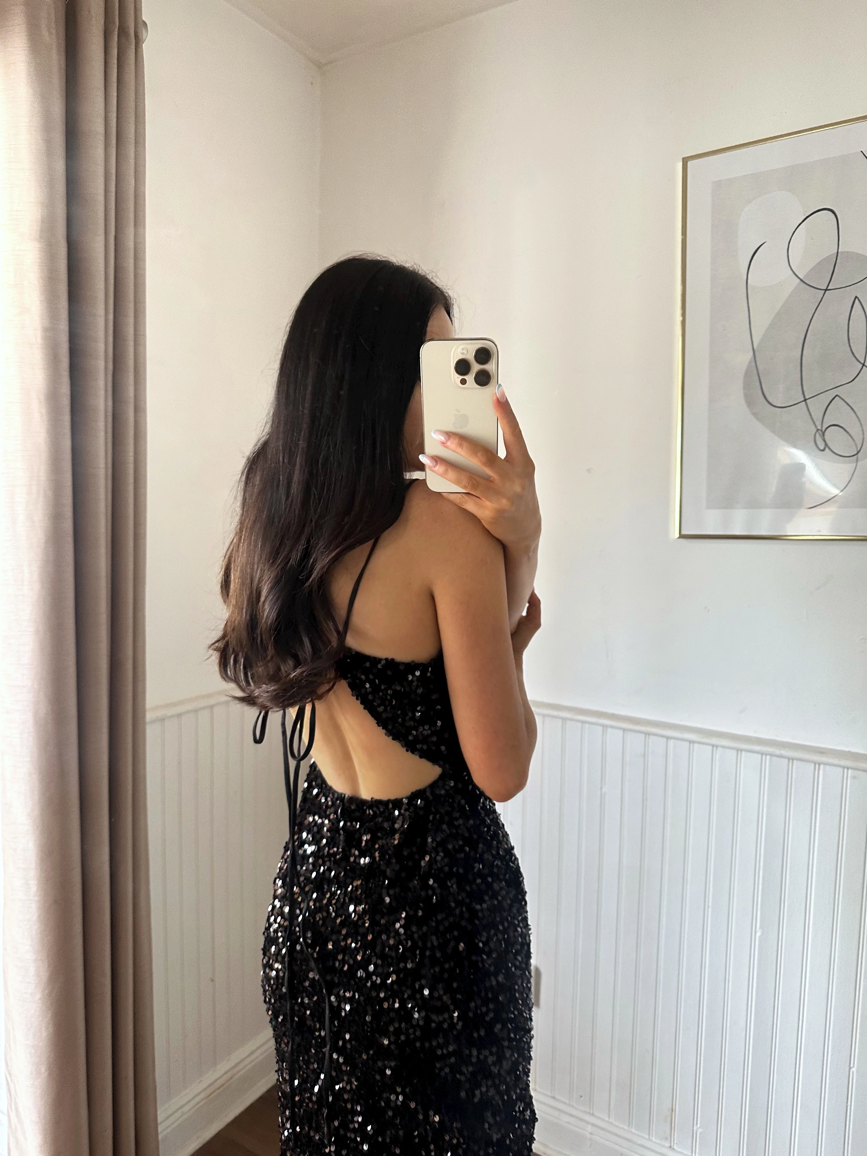 BLACK SEQUIN GOWN - Image 2