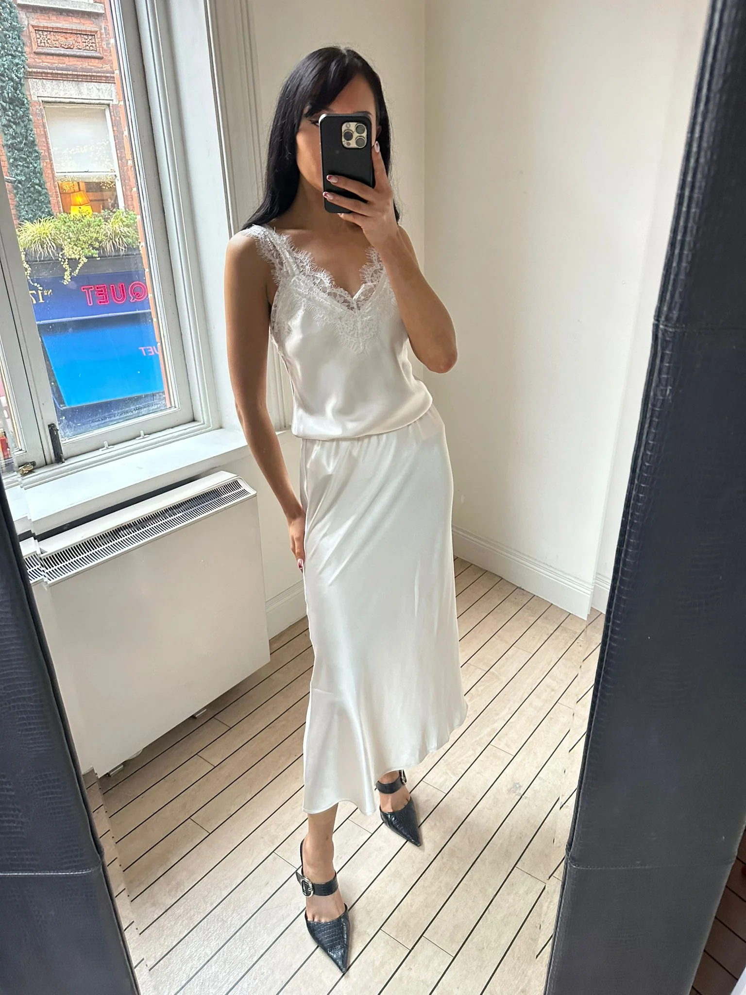 SJ - SATIN SKIRT IVORY - Image 3